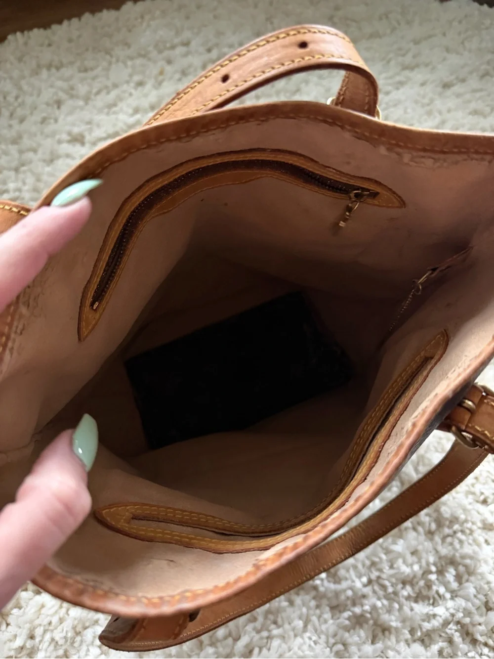 Louis Vuitton Brown Monogram Canvas Tote with Vachetta Handles and Round Base - Picture 8 of 12